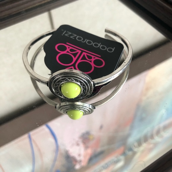 Paparazzi Jewelry - 3 FOR $15 🔥Silver Cuff Bracelet With Green Stone